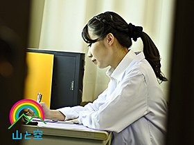 【驚愕】盗撮魔に狙われたエリート女医の信じられない院内ワイセツ行為の一部始終。南まゆ　サンプル画像06